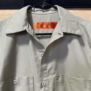Red Kap Men's Vintage Work Shirt Tan Medium Long Sleeve Button Up